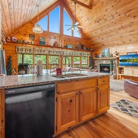Hibernation Station Cabin Sevierville Esterno foto