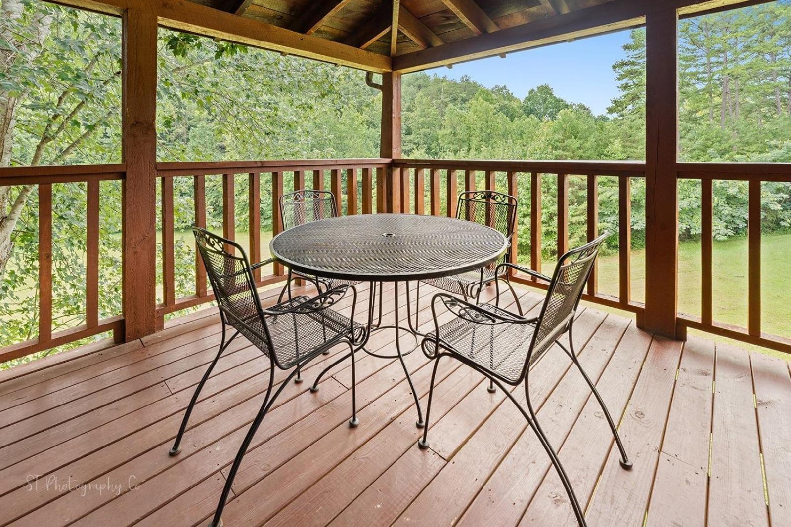 Hibernation Station Cabin Sevierville Esterno foto