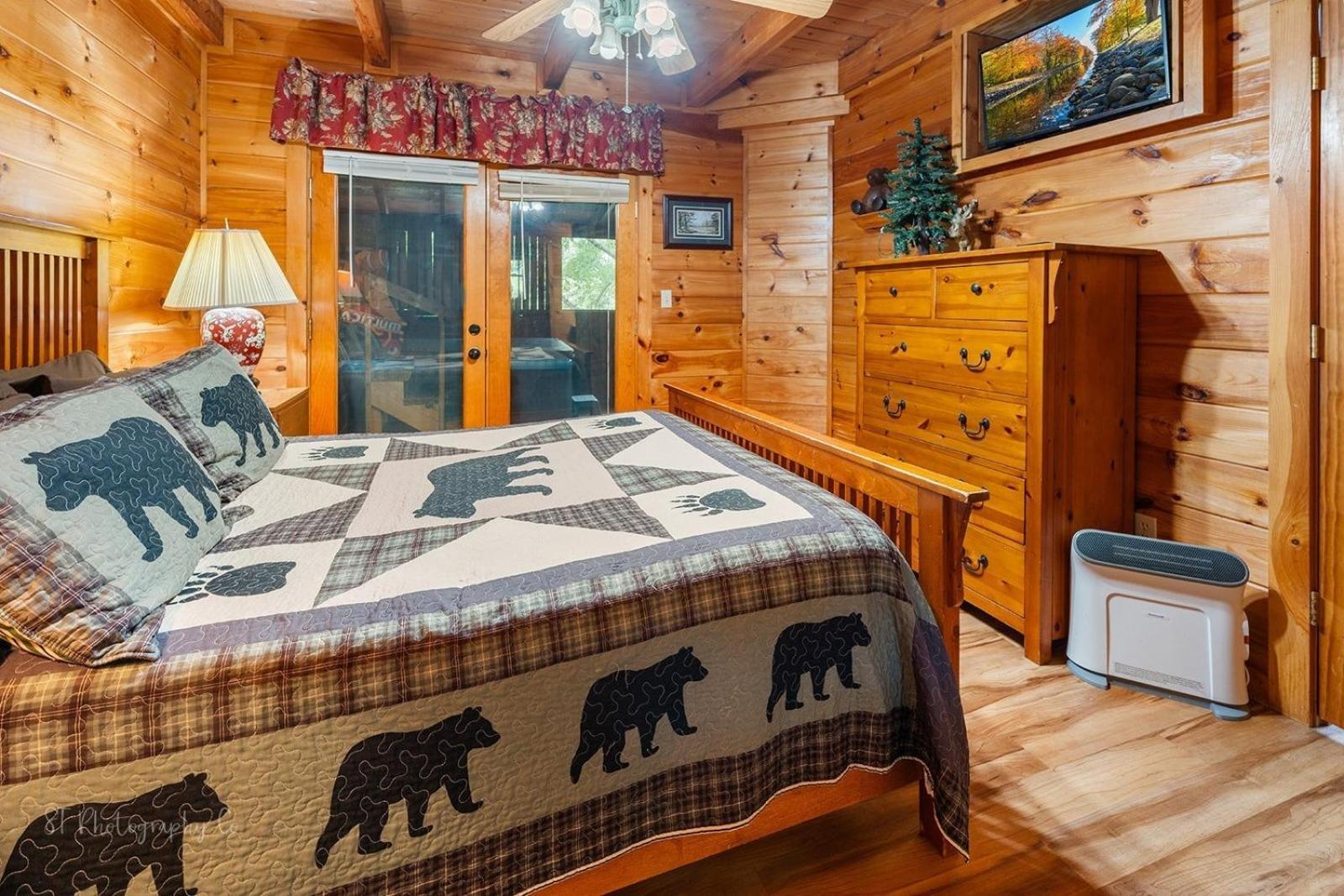 Hibernation Station Cabin Sevierville Esterno foto